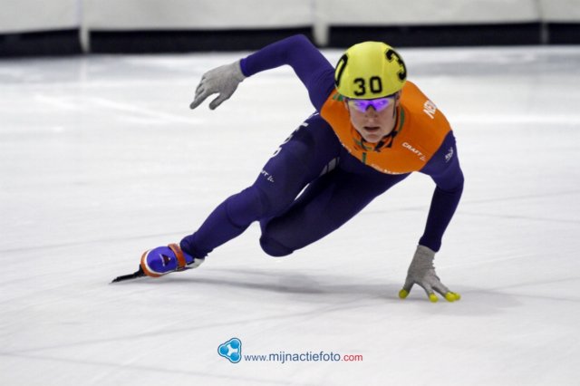 knsbcup3_thialf_sol16.jpg