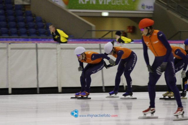 knsbcup3_thialf_sol50.jpg