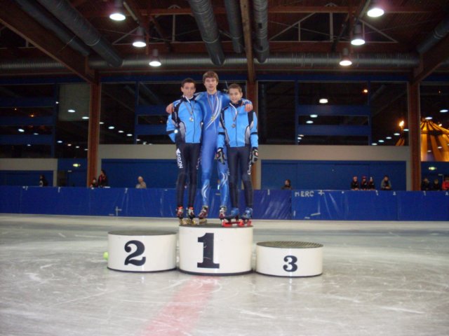 scmajuncmen1000m.jpg